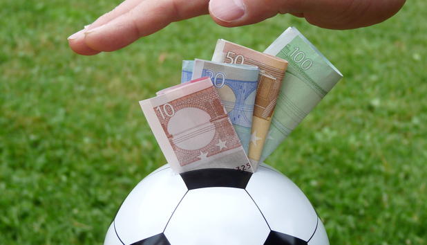 Online Soccer Gambling: Where Skill Meets Chance