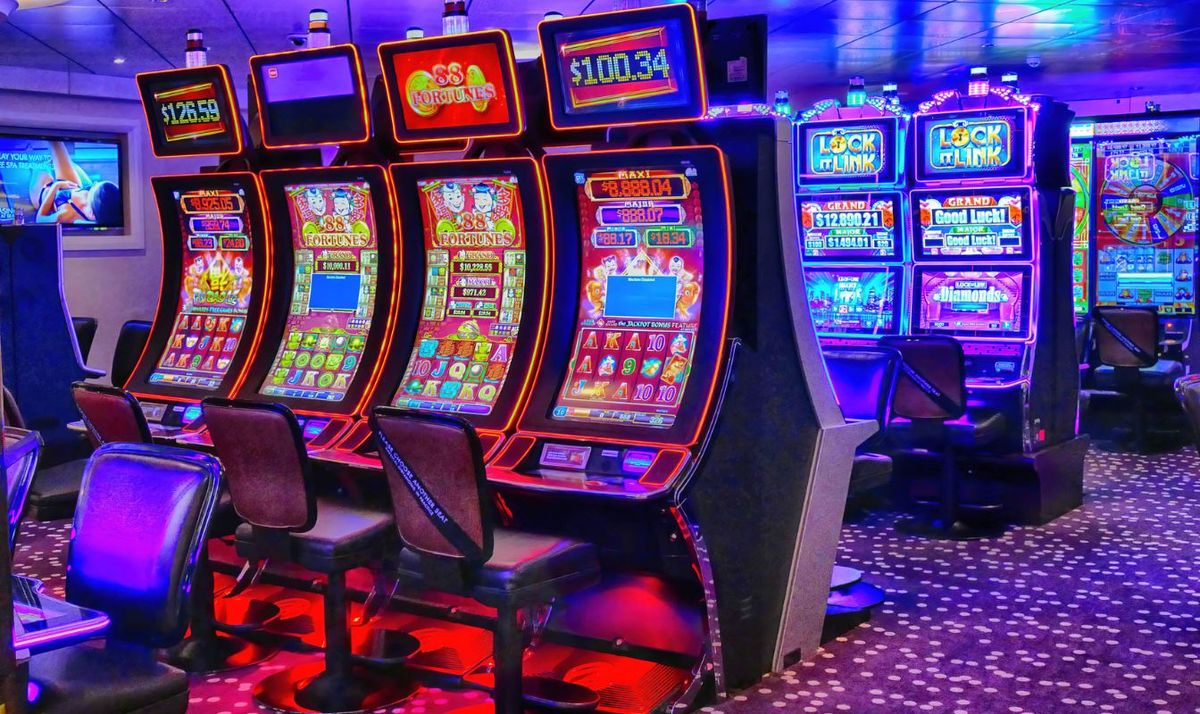 Unveiling the Thrill: Exploring the World of JACKPOT Slot Games