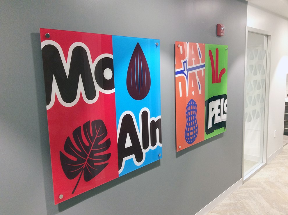 How Durable Are Acrylic Signs in Virginia Beach VA?